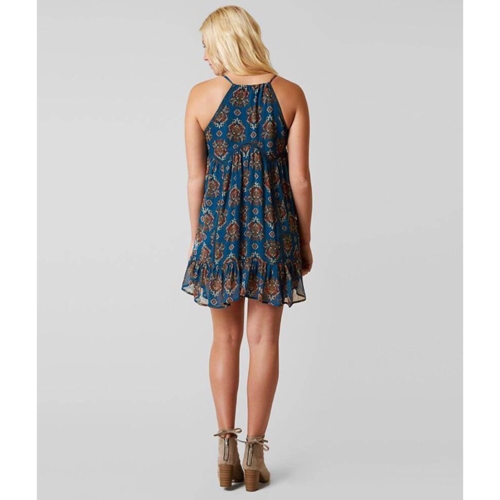 SOLD Buckle COCO + JAIMESON Sleeveless Dress - Picture 3 of 10